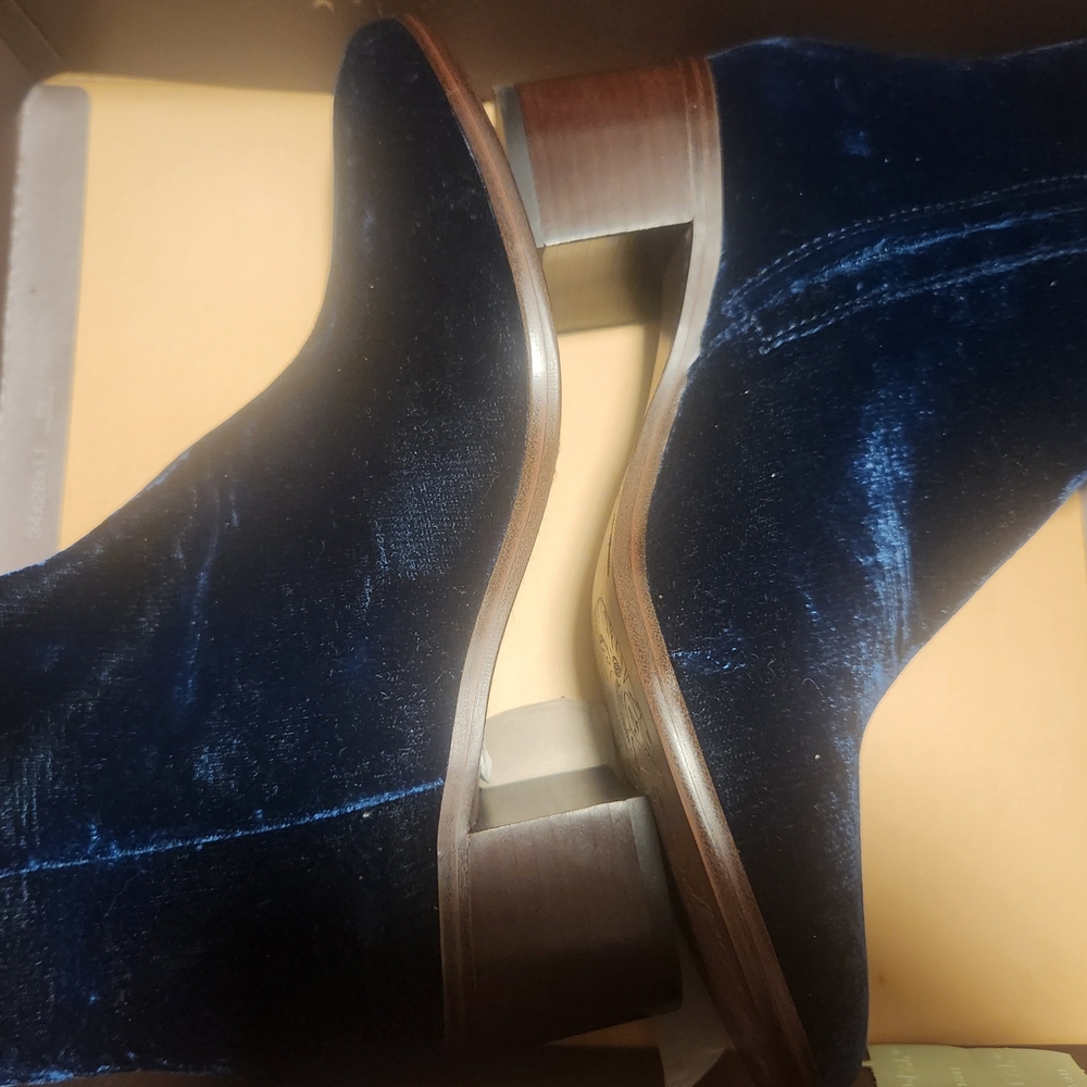BLUESUEDESHOES! Patricia Nash VINTAGE Velvet Ankle Boots in Dark Turquoise NEW